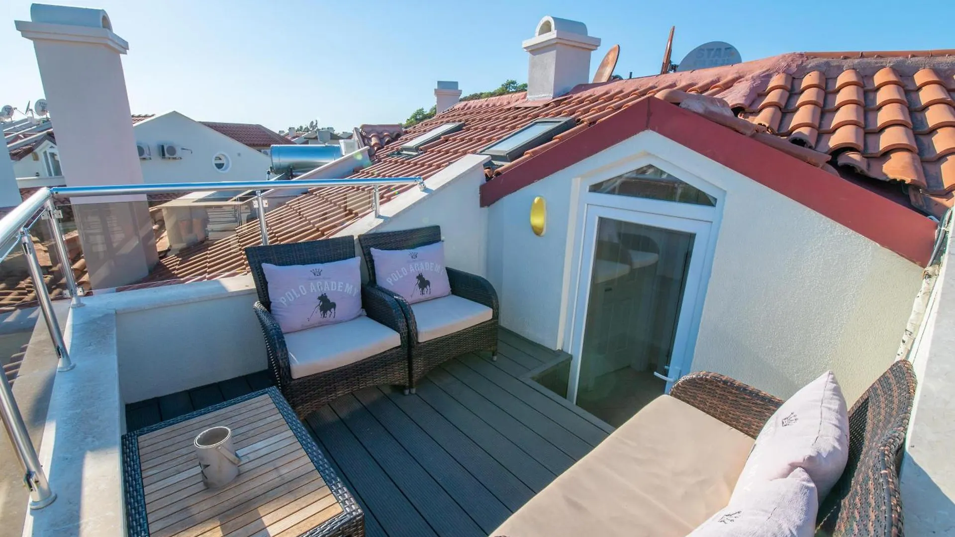 Sunset Beach Club Aqua Lettings Fethiye Apartmanhotel