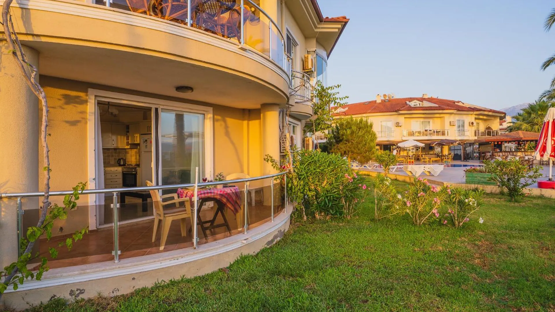 Sunset Beach Club Aqua Lettings Fethiye Apartmanhotel