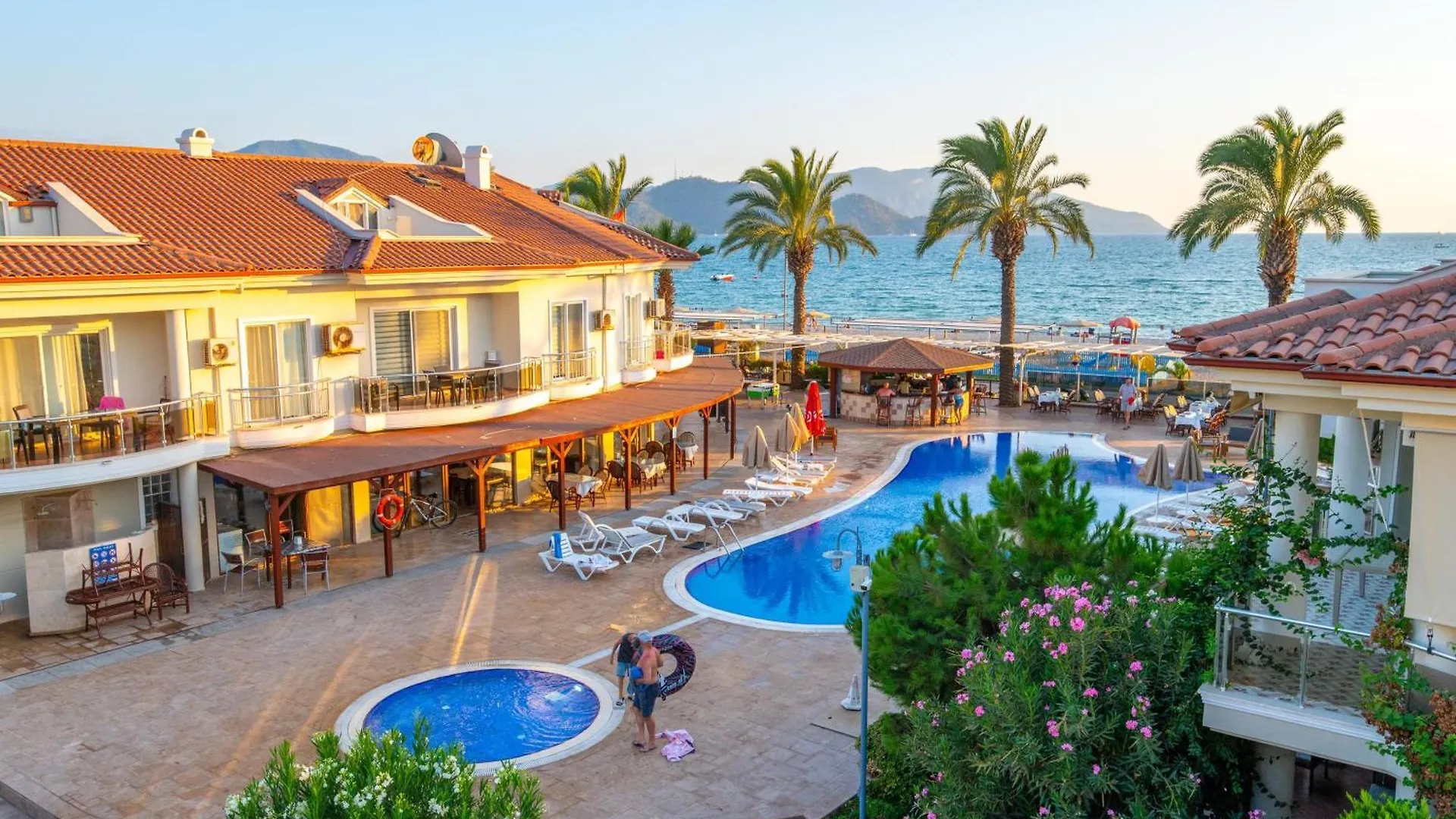 Apartmanhotel Sunset Beach Club Aqua Lettings Fethiye