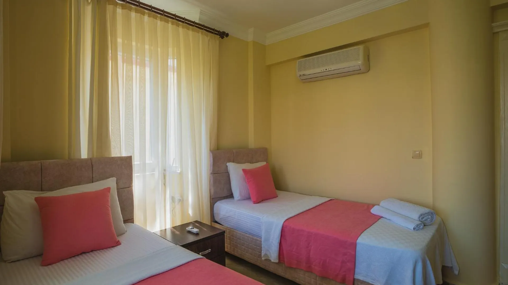 Apart Otel Sunset Beach Club Aqua Lettings Fethiye