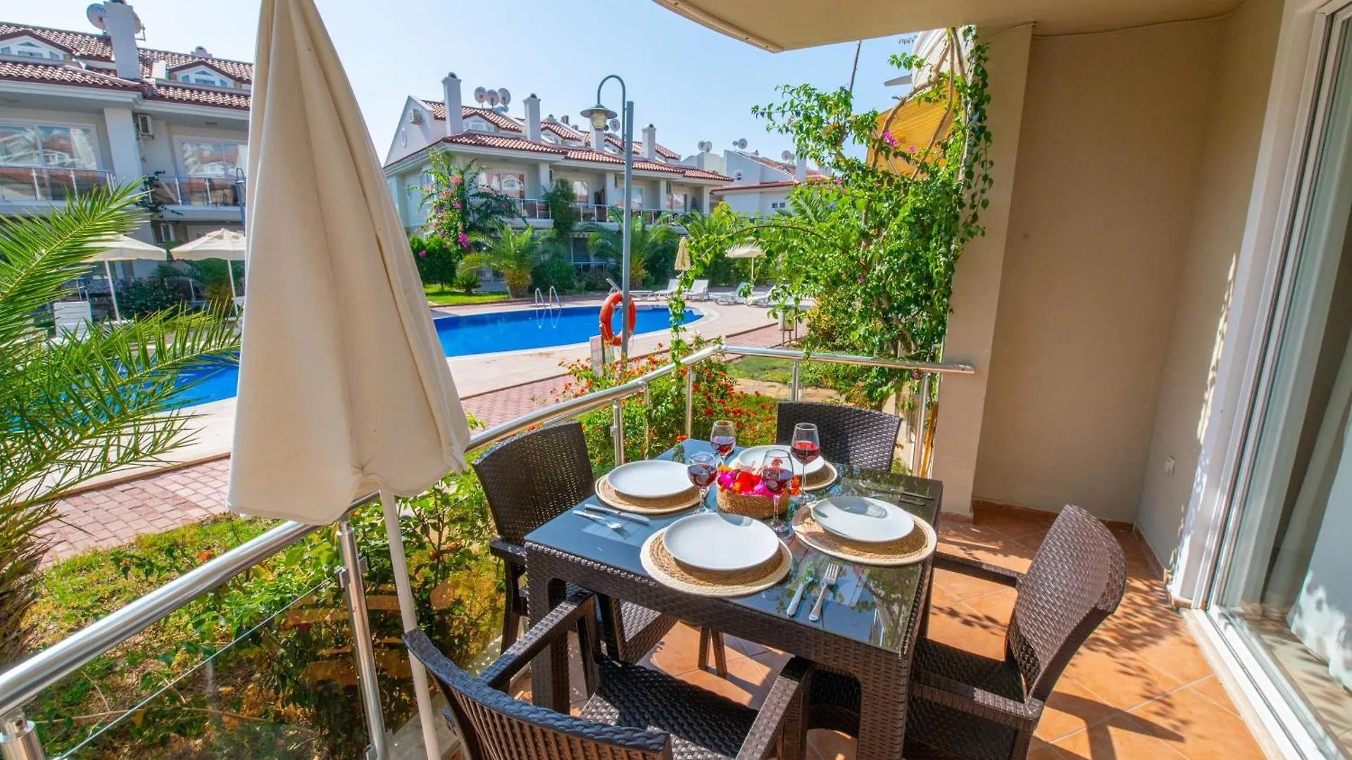 Sunset Beach Club Aqua Lettings Fethiye Türkiye