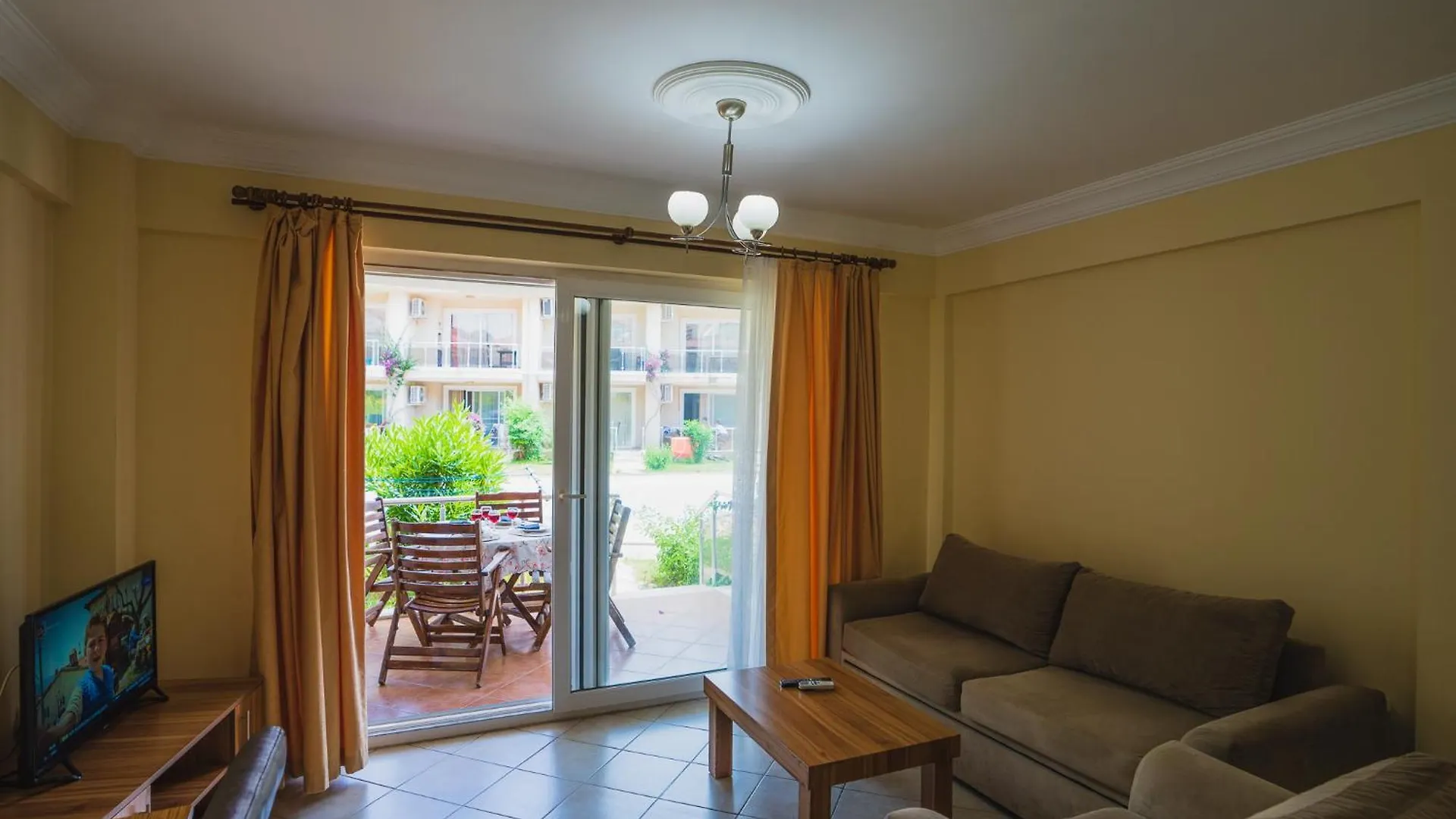 Sunset Beach Club Aqua Lettings Fethiye 3*,  Türkiye