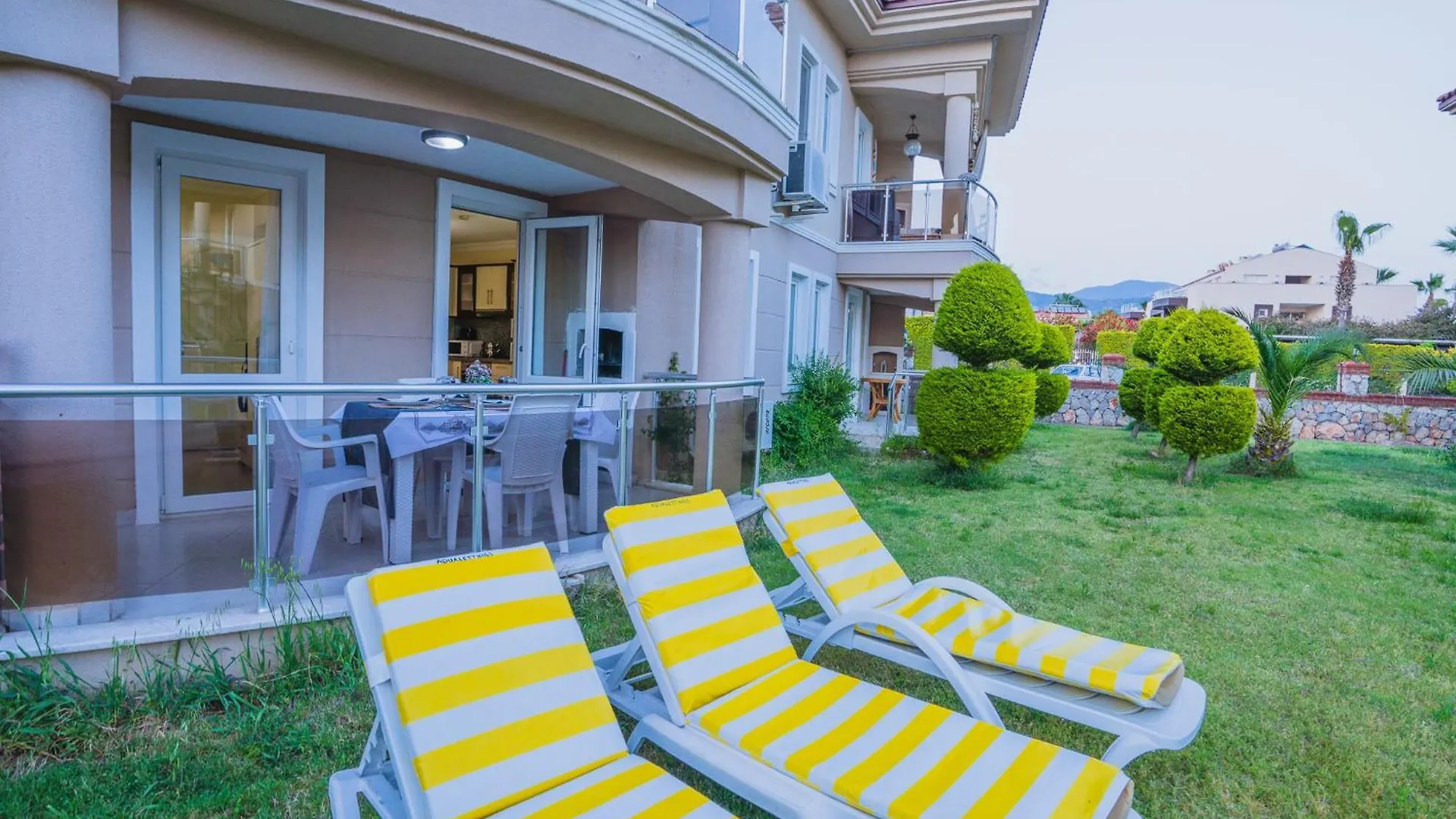 Sunset Beach Club Aqua Lettings Fethiye Aparthotel